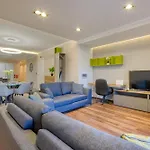 Luxury 3br In St Julians With Private Terrace By 360 Estates Lägenhet *
