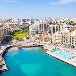 Lägenhet Luxury 3br In St Julians With Private Terrace By 360 Estates *