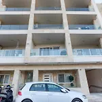 Luxury 3br In St Julians With Private Terrace By 360 Estates Ta' Cikkun