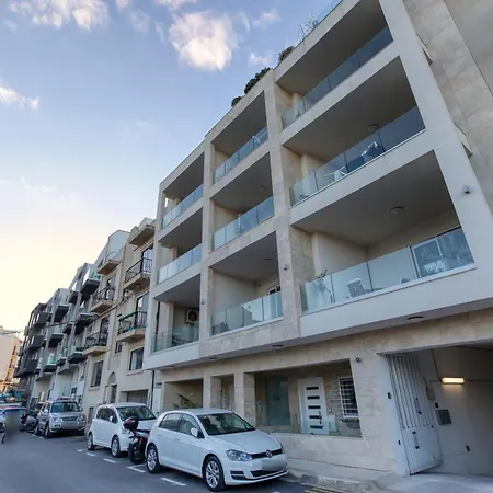 Luxury 3br In St Julians With Private Terrace By 360 Estates *