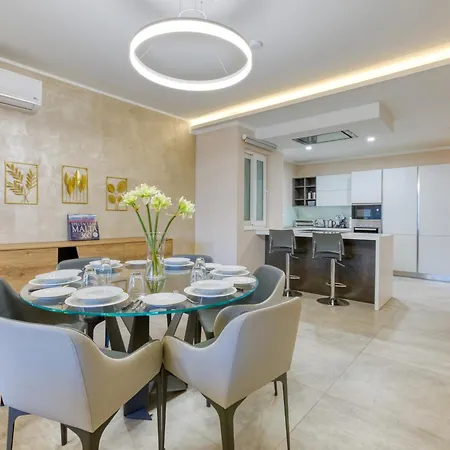 Luxury 3br In St Julians With Private Terrace By 360 Estates *